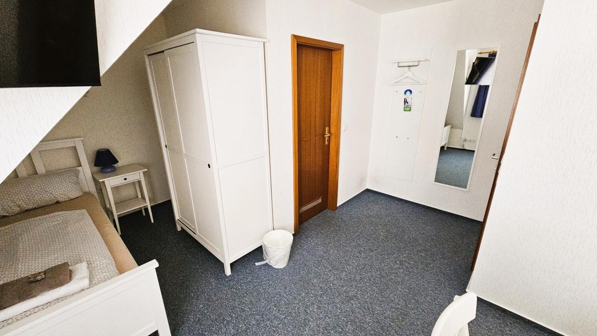 Hotel Dorfkrug 3*